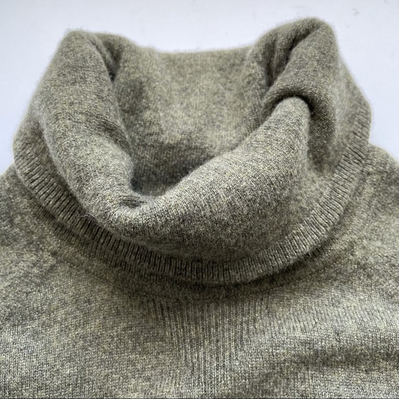 Veronica Beard 100% Cashmere Funnel Neck Sweater - Picture 5 of 11